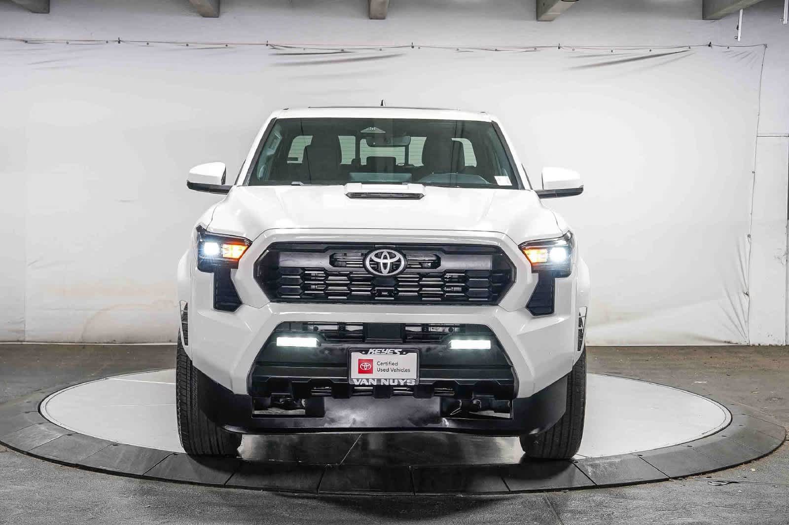 Certified 2024 Toyota Tacoma TRD Sport w/ TRD Sport Upgrade Package AWD/4WD image 6