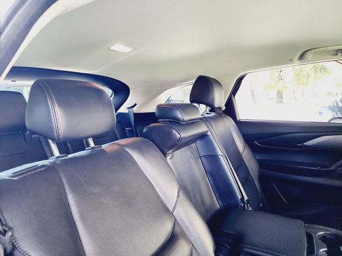 Used 2019 MAZDA CX-9 Touring image 38