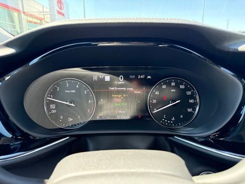 Used 2021 Buick Envision Avenir AWD/4WD image 28