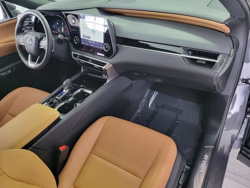 Certified 2025 Lexus RX 350 FWD w/ Technology Package image 17