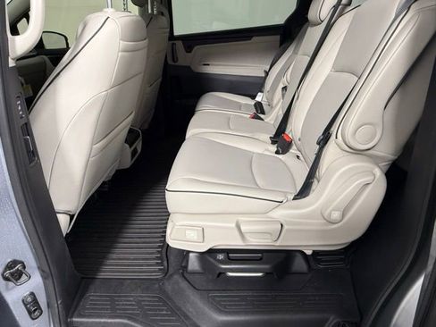 Used 2026 Honda Odyssey Touring image 35