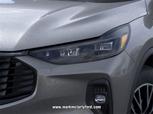 New 2025 Ford Escape SE w/ PHEV Premium Package image 18