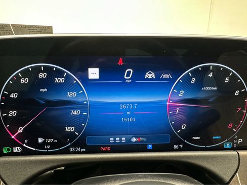 Used 2025 Mercedes-Benz E 350 4MATIC Sedan image 18
