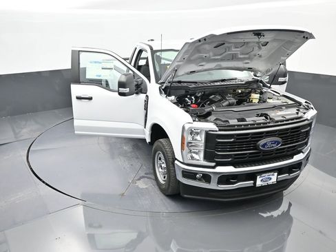 New 2026 Ford F350 XL w/ XL Chrome Package image 59