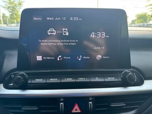 Used 2023 Kia Forte LXS w/ LXS Technology Package FWD image 26