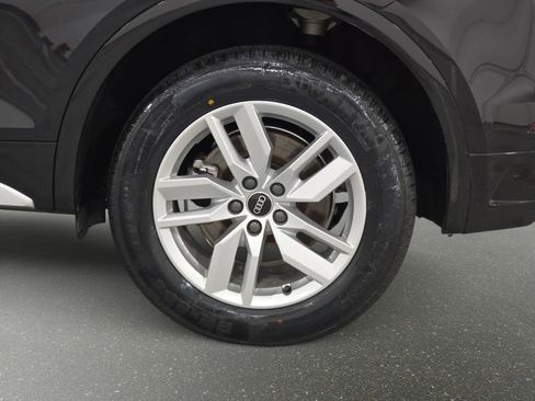 Used 2023 Audi Q5 2.0T Premium w/ Convenience Package image 30