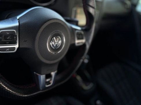 Used 2011 Volkswagen GTI Autobahn FWD image 36