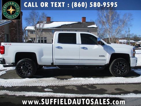 Used 2017 Chevrolet Silverado 2500 High Country image 1