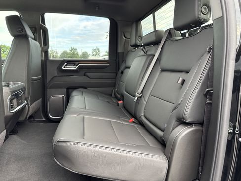 New 2025 GMC Sierra 2500 Denali w/ Denali Reserve Package image 30