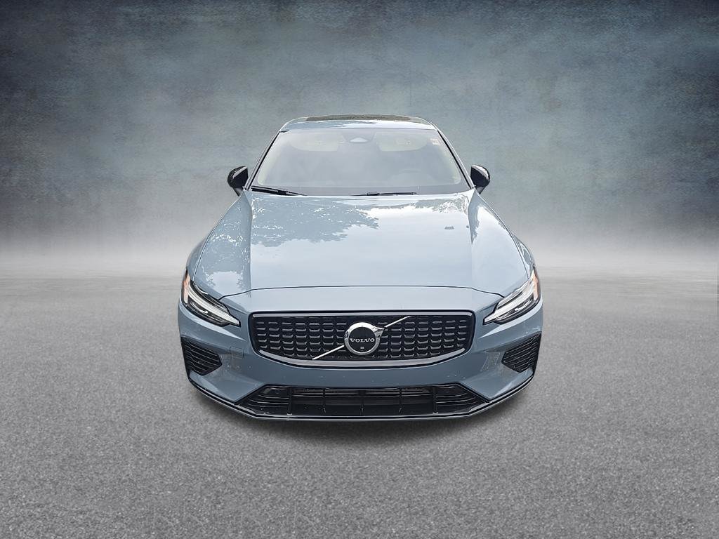 Used 2023 Volvo S60 T8 Plus AWD/4WD image 3