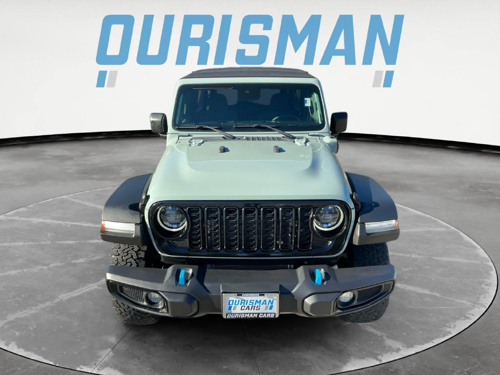 Used 2024 Jeep Wrangler Unlimited AWD/4WD image 9