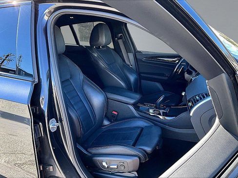 Used 2019 BMW X4 M40i w/ Premium Package image 8