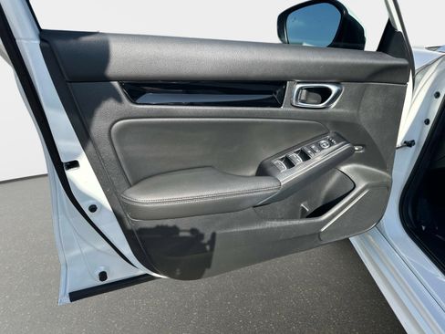 Certified 2024 Honda Civic Touring image 16