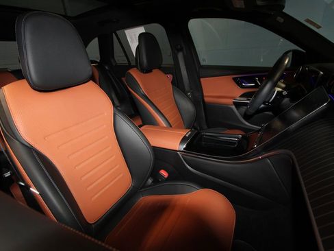 Used 2023 Mercedes-Benz GLC 300 image 24