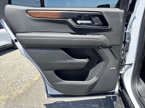New 2026 GMC Yukon Denali AWD/4WD image 23