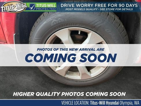 Used 2011 Toyota RAV4 Limited w/ Limited Extra Value Pkg AWD/4WD image 4