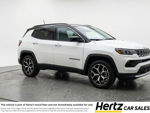 Used 2025 Jeep Compass Limited image 1