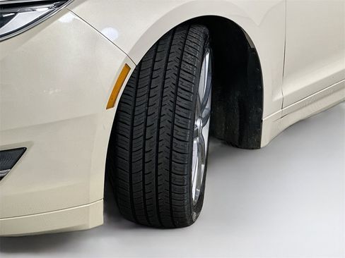 Used 2016 Lincoln MKZ Hybrid image 25