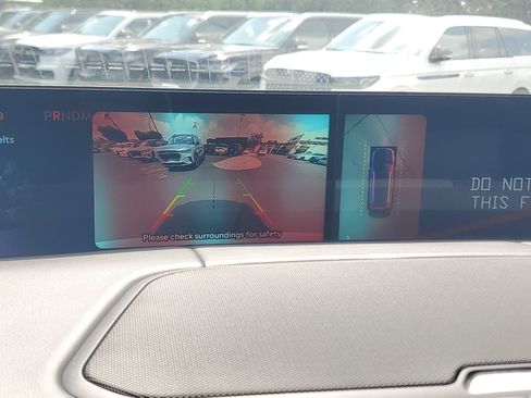 New 2026 Lincoln Navigator Black Label AWD/4WD image 21