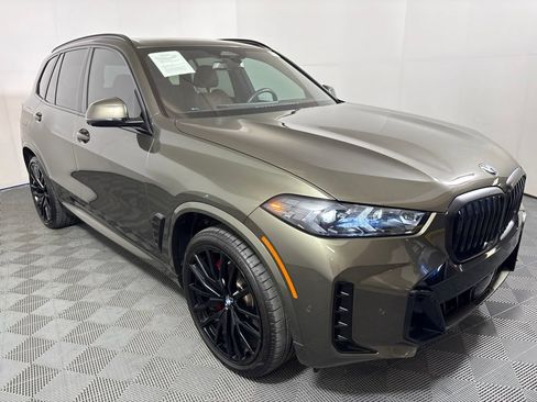 Used 2026 BMW X5 sDrive40i w/ M Sport Package RWD image 4