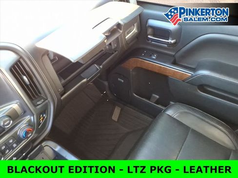 Used 2018 Chevrolet Silverado 1500 LTZ w/ Sport Package image 28