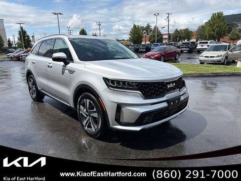 Certified 2023 Kia Sorento EX AWD/4WD image 5