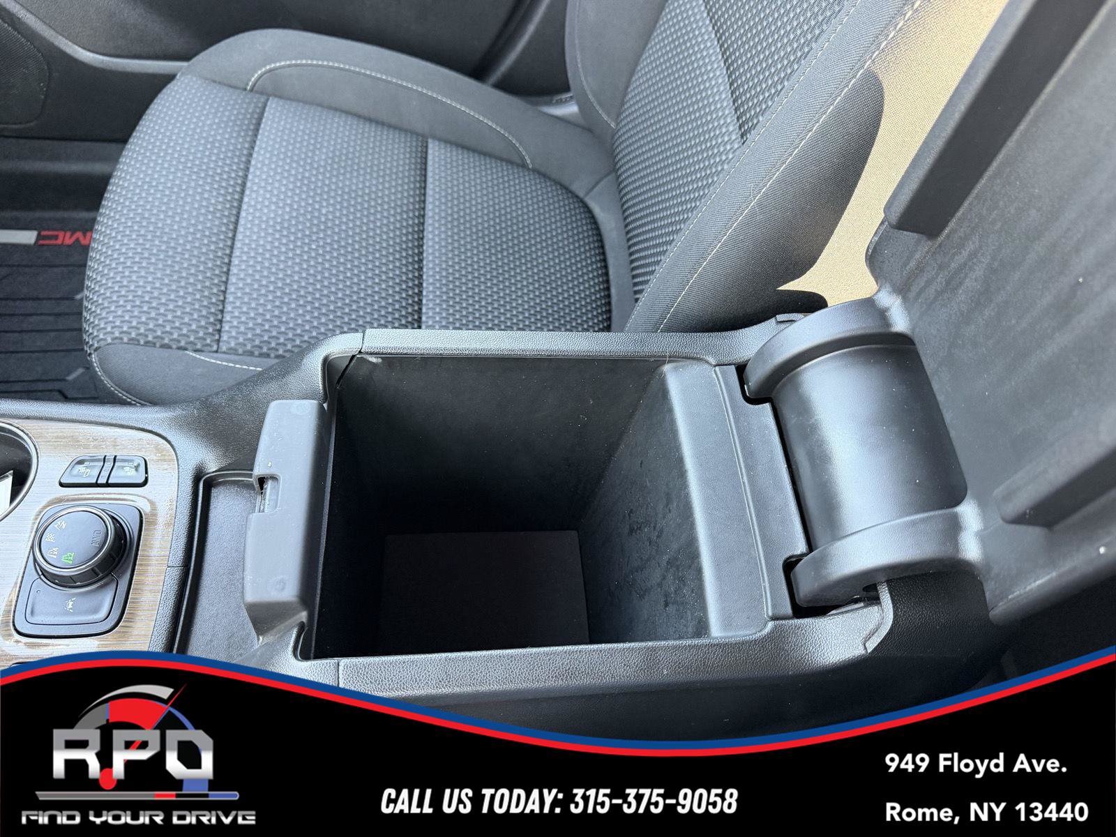 Used 2021 GMC Acadia SLE w/ Driver Convenience Package AWD/4WD image 37