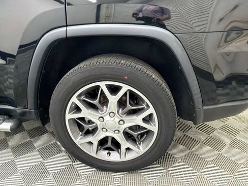 Used 2022 Jeep Grand Cherokee Limited w/ Trailer Tow Group IV AWD/4WD image 21