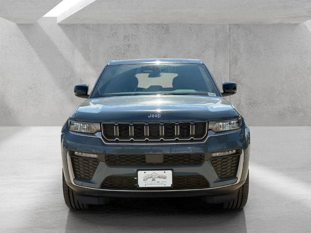 New 2027 Jeep Grand Cherokee Limited w/ MOPAR Finishing Package RWD image 2