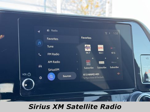 Used 2023 Toyota Highlander L image 7