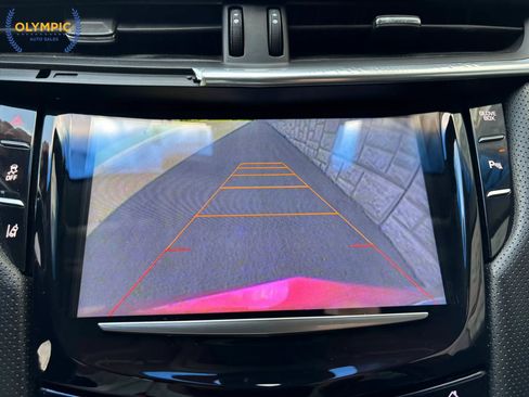 Used 2013 Cadillac XTS Premium image 29