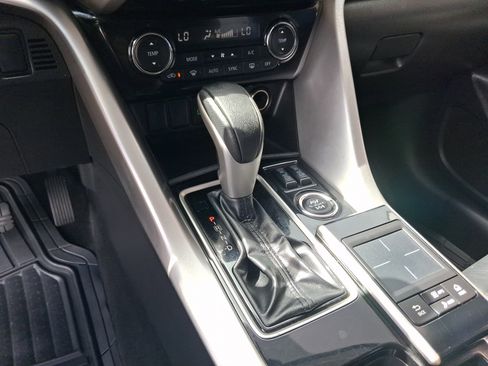 Used 2019 Mitsubishi Eclipse Cross SE AWD/4WD image 18