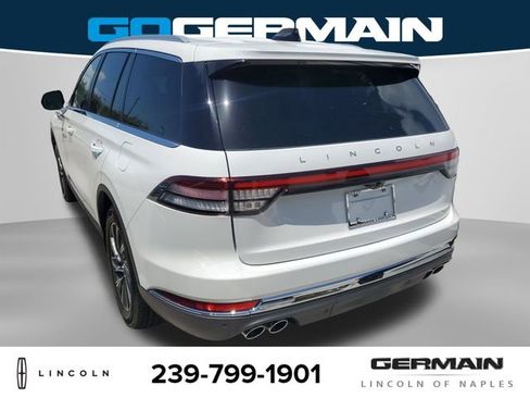 New 2025 Lincoln Aviator AWD w/ Equipment Group 101A image 10