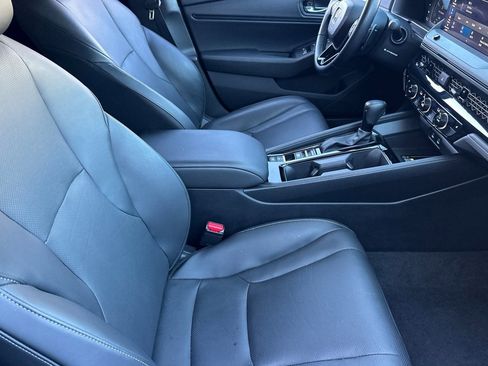 Certified 2025 Honda Accord EX-L image 31
