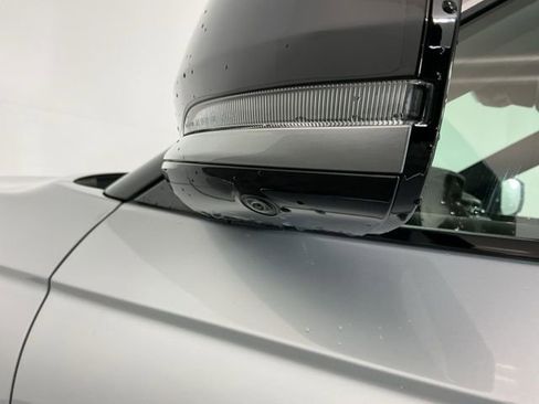 Used 2021 Jeep Grand Cherokee L Summit w/ Luxury Tech Group V image 11