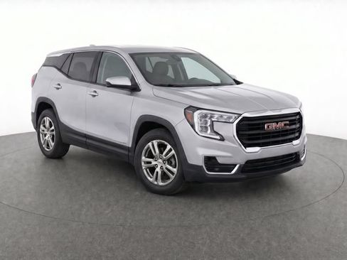 Used 2024 GMC Terrain SLE AWD/4WD image 2