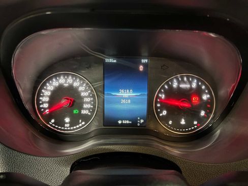 Used 2025 Mercedes-Benz Sprinter 2500 image 27
