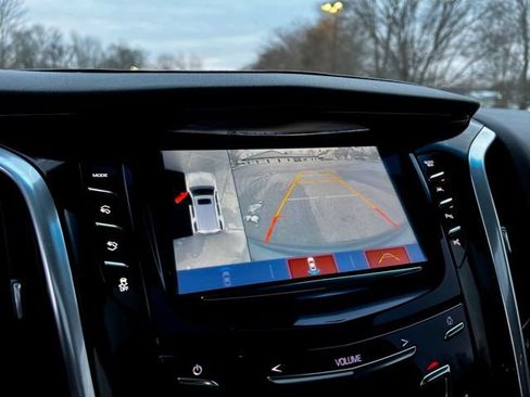 Used 2019 Cadillac Escalade Premium Luxury AWD/4WD image 40
