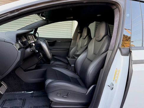 Used 2019 Tesla Model X Long Range AWD/4WD image 19