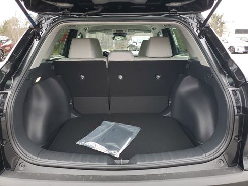 New 2026 Toyota Corolla Cross L image 9