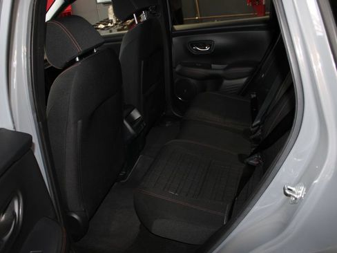 Used 2024 Honda HR-V Sport image 10
