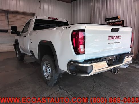Used 2025 GMC Sierra 2500 Pro w/ 1SA Pro Safety Plus Package AWD/4WD image 6