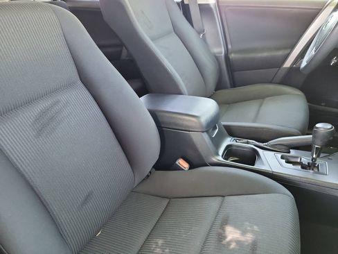 Used 2018 Toyota RAV4 LE w/ All Weather Liner Package AWD/4WD image 21