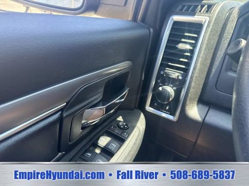 Used 2022 RAM 1500 Warlock AWD/4WD image 30