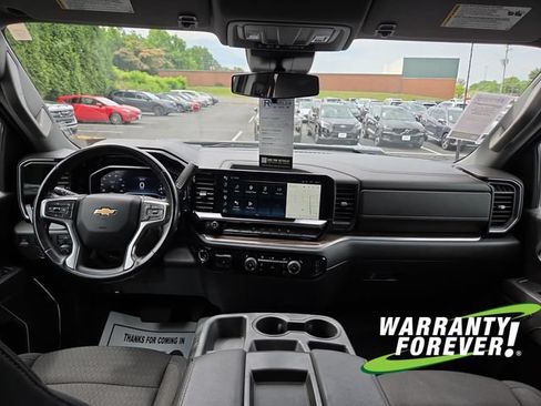 Used 2024 Chevrolet Silverado 2500 LT AWD/4WD image 10