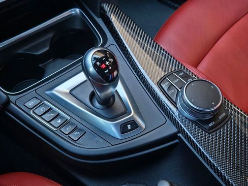 Used 2018 BMW M4 Coupe RWD image 20