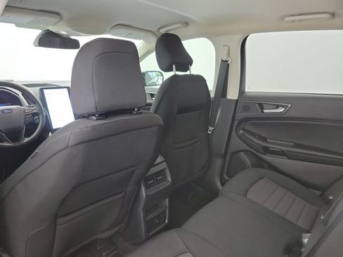 Used 2024 Ford Edge SE w/ Black Appearance Package AWD/4WD image 13
