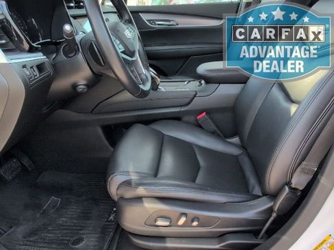 Used 2019 Cadillac XT5 Luxury image 12