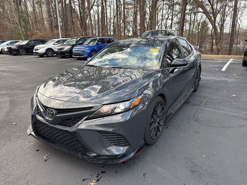 Used 2024 Toyota Camry image 12