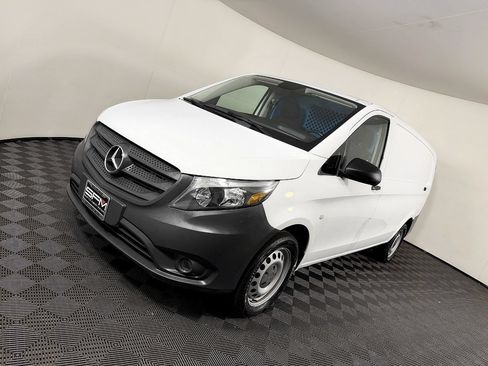 Used 2020 Mercedes-Benz Metris image 21